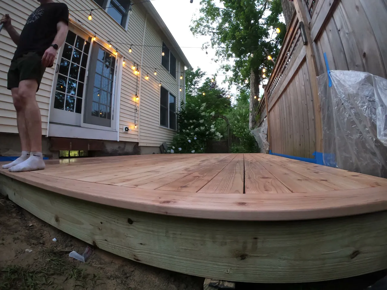 Curved corner edge of the new deck